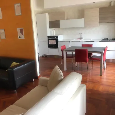 Casa Centrale- Holiday House Apartment *